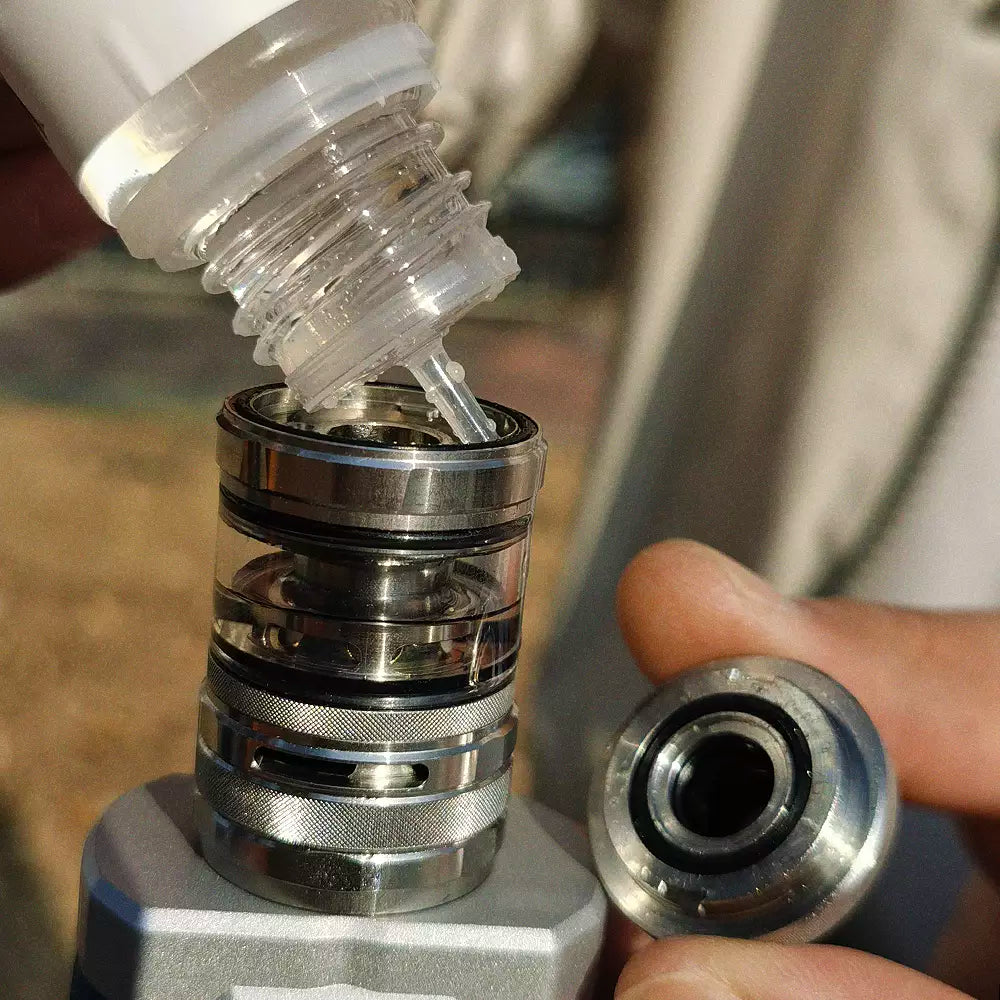 Refill your tank without spillage. Simply unscrew the top portion of the tank and fill to your heart's content.